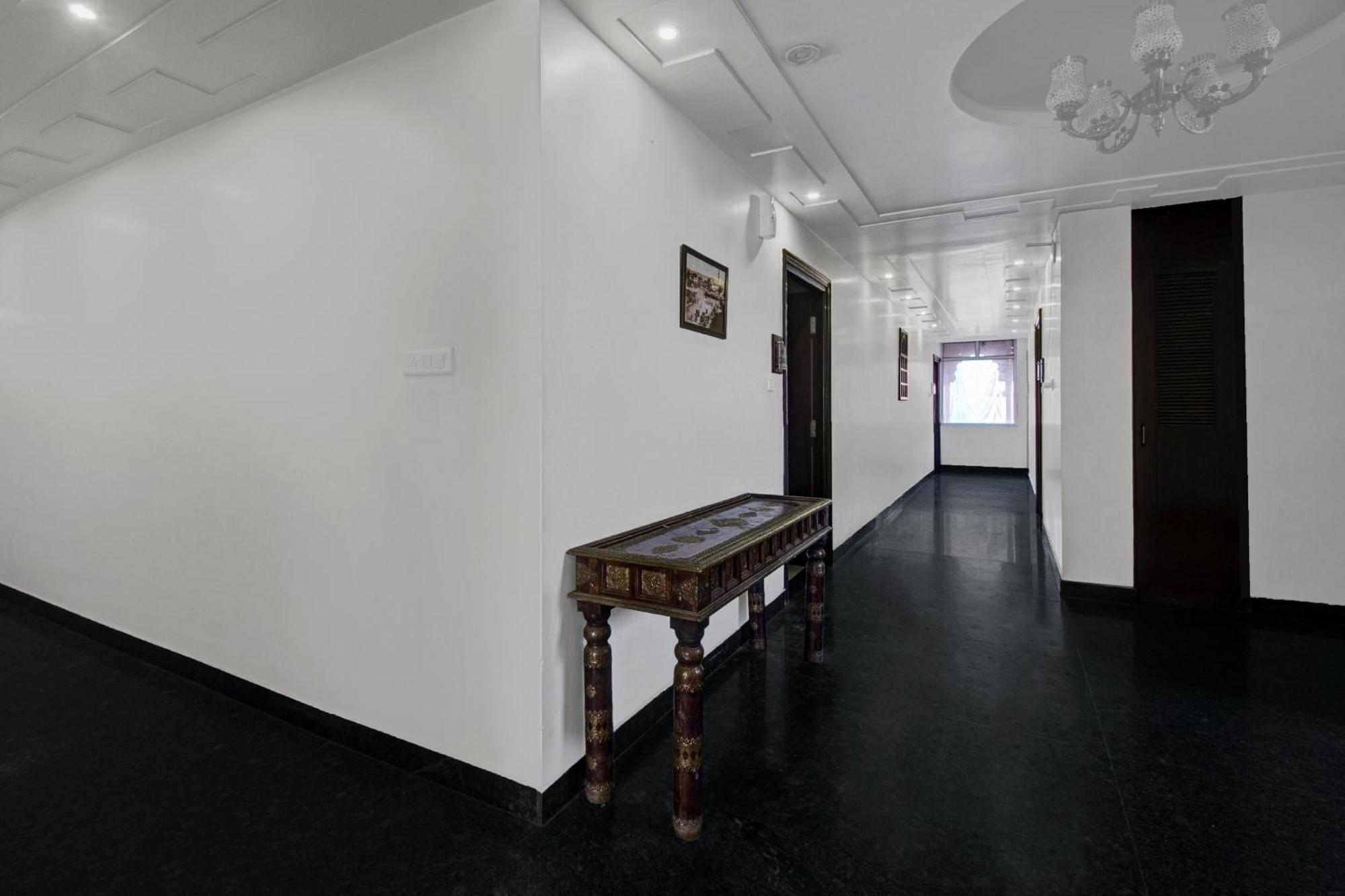 Hotel Townhouse Oak Heritage Heights Jaipur